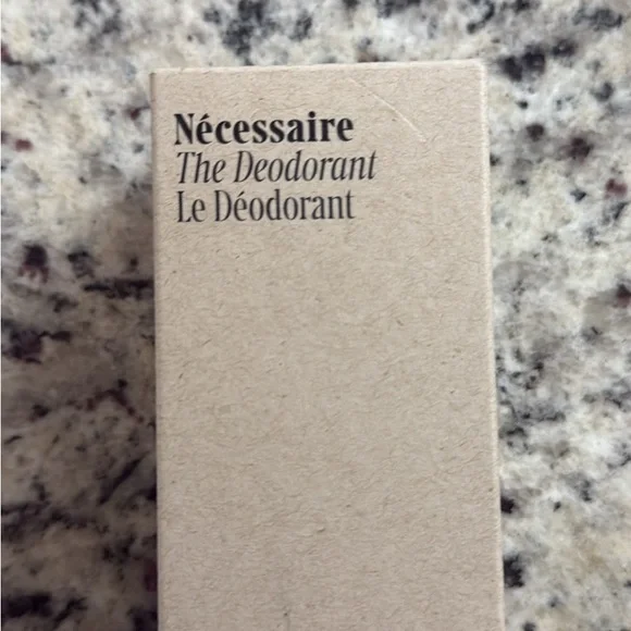 Nécessaire Black Deodorant with Mandelic Acid - Picture 2 of 3
